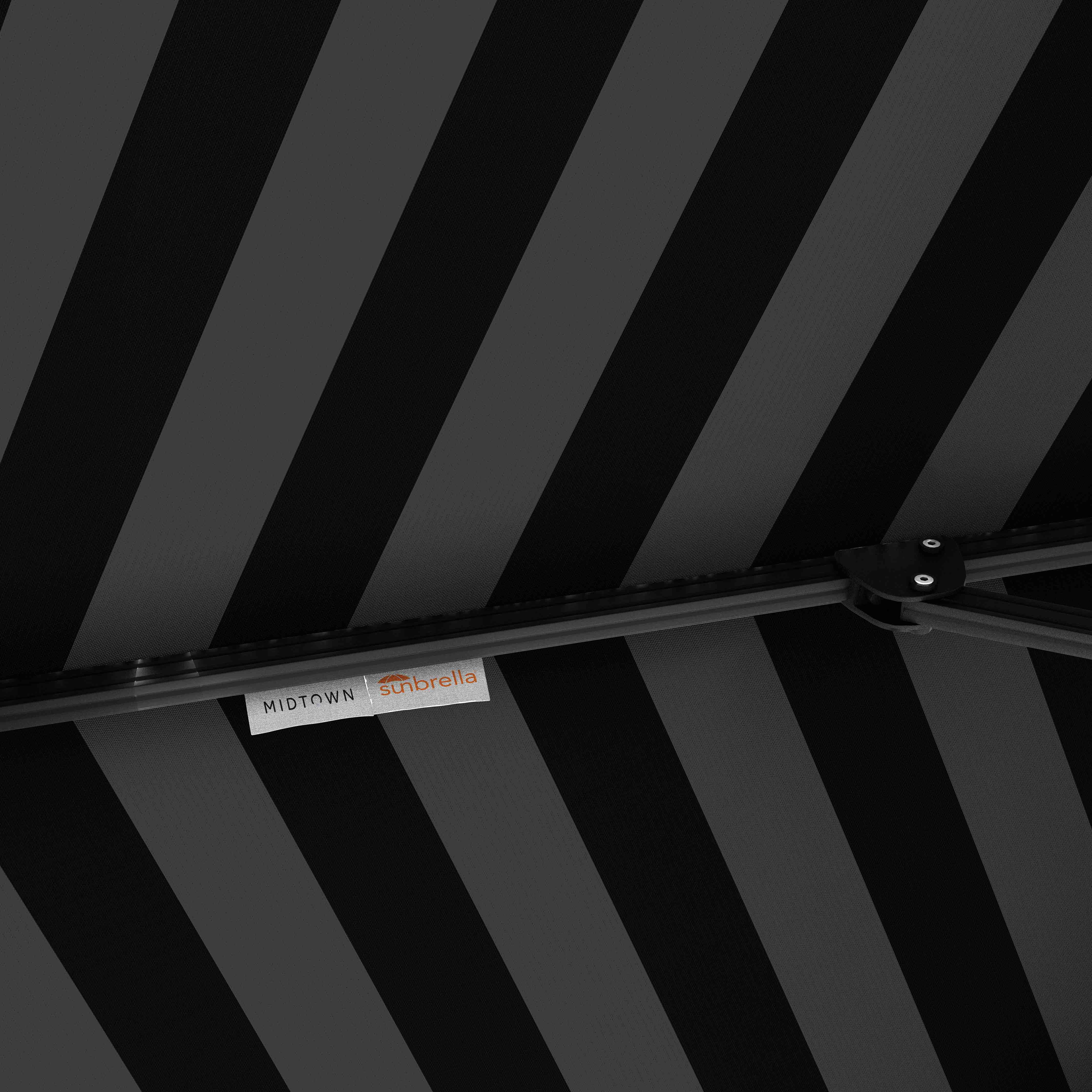 #pole finish_Black