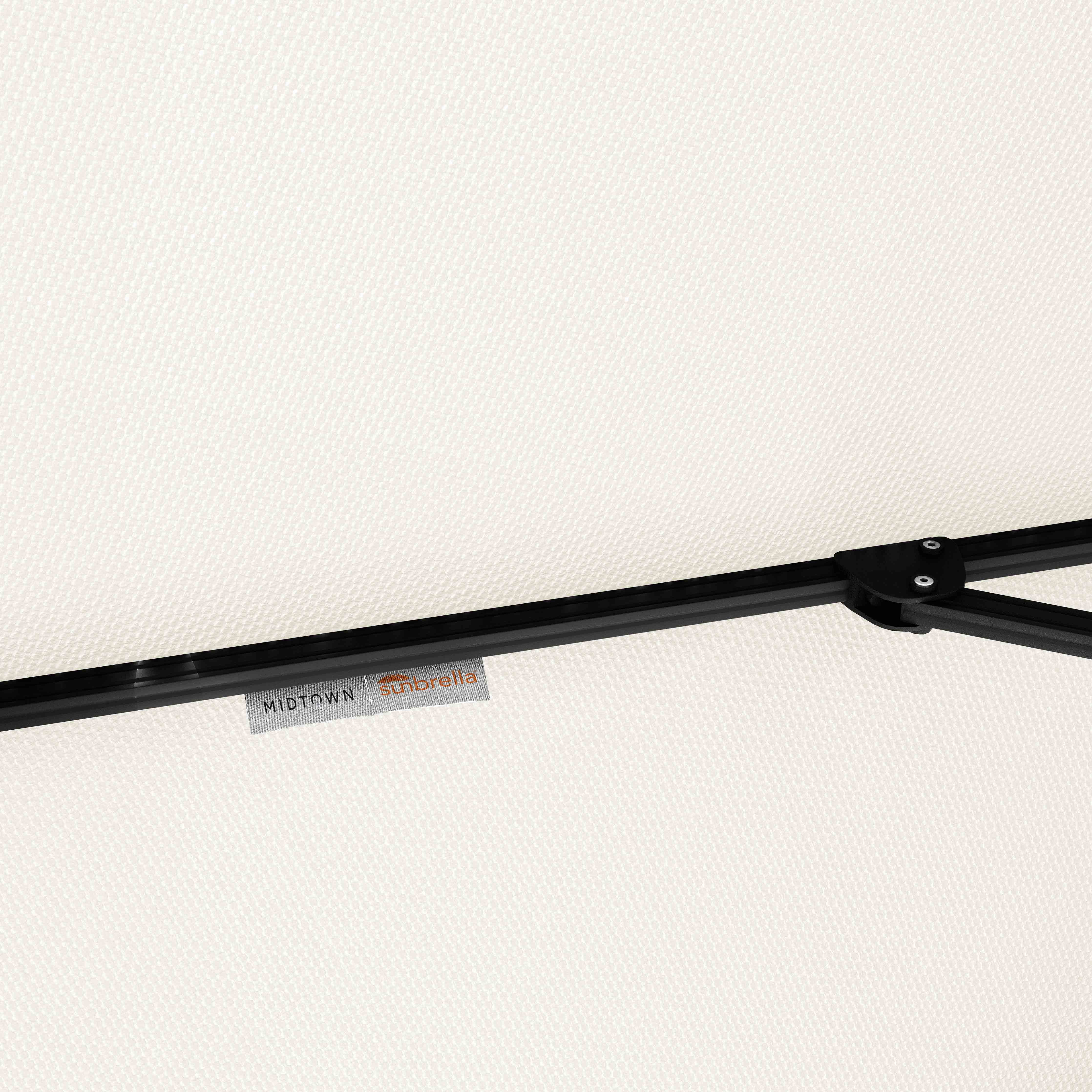 #pole finish_Black