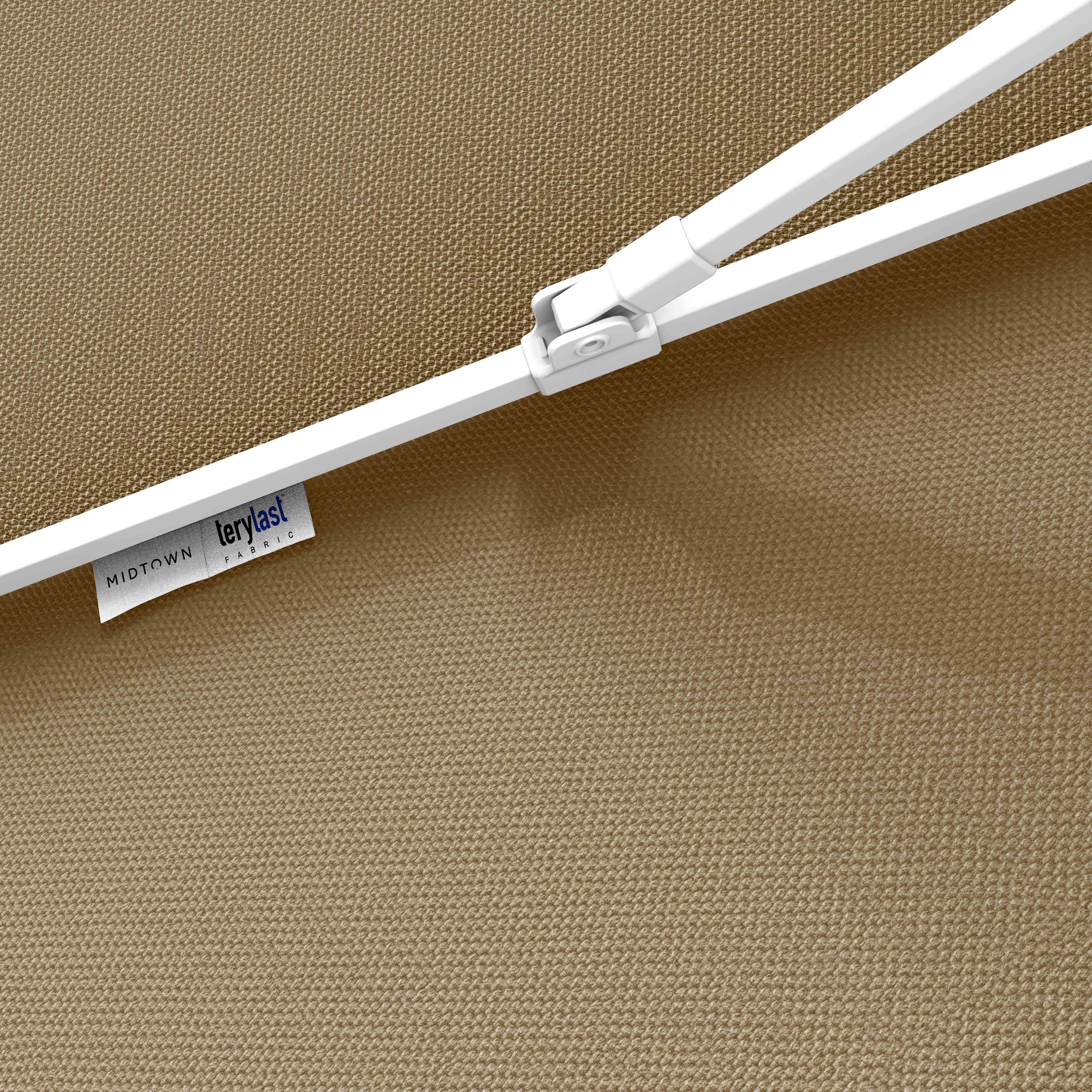 #pole finish_White