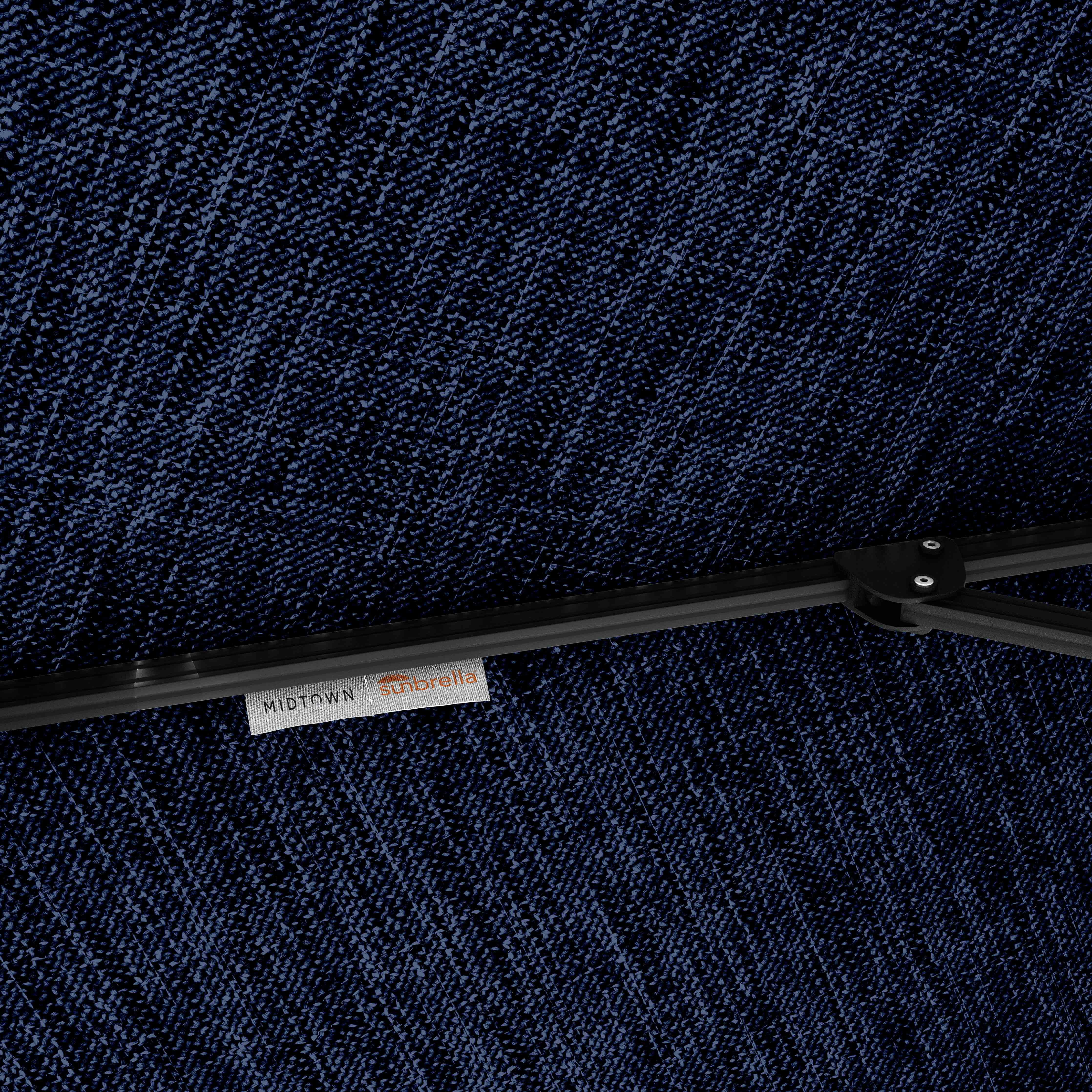 #pole finish_Black
