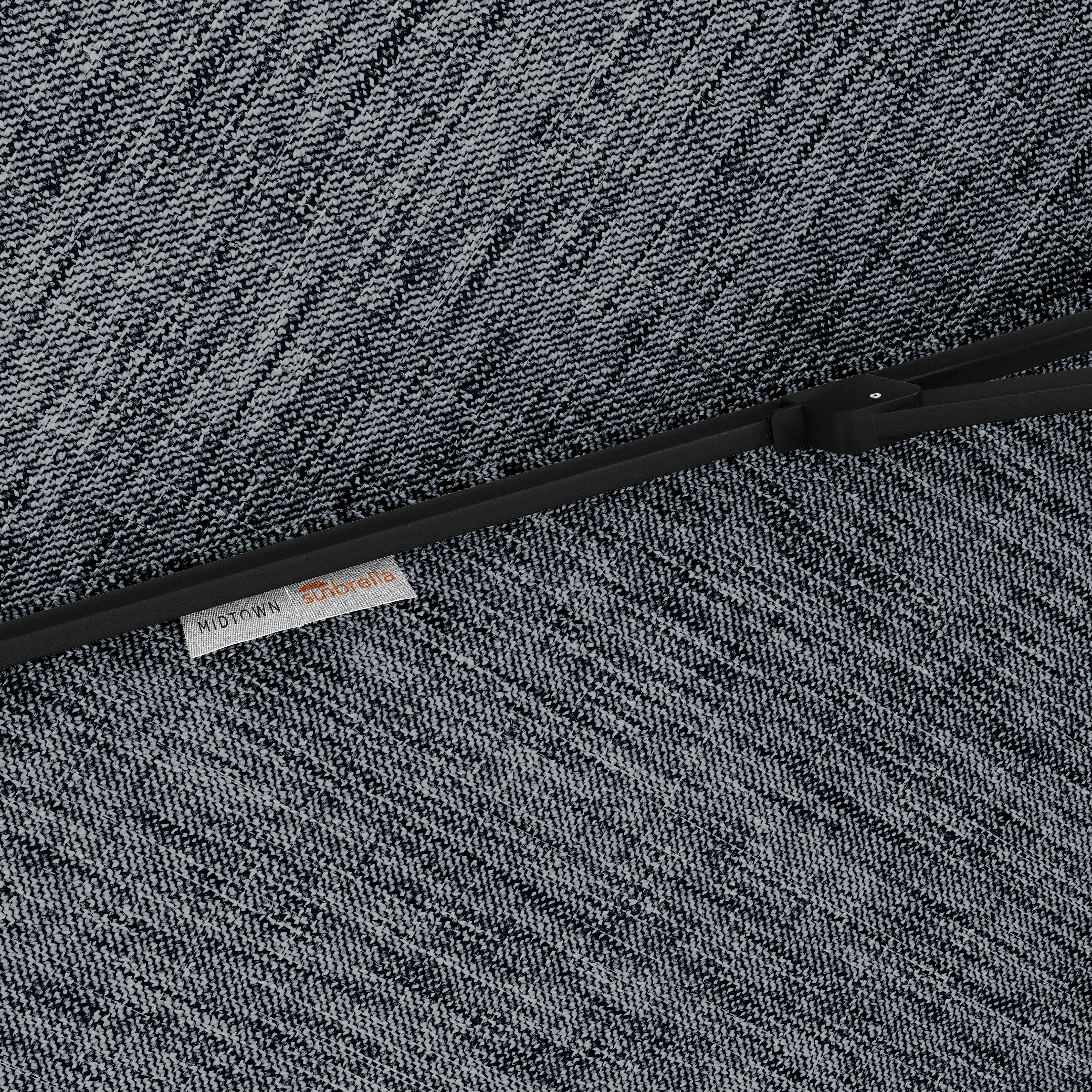 #pole finish_Black