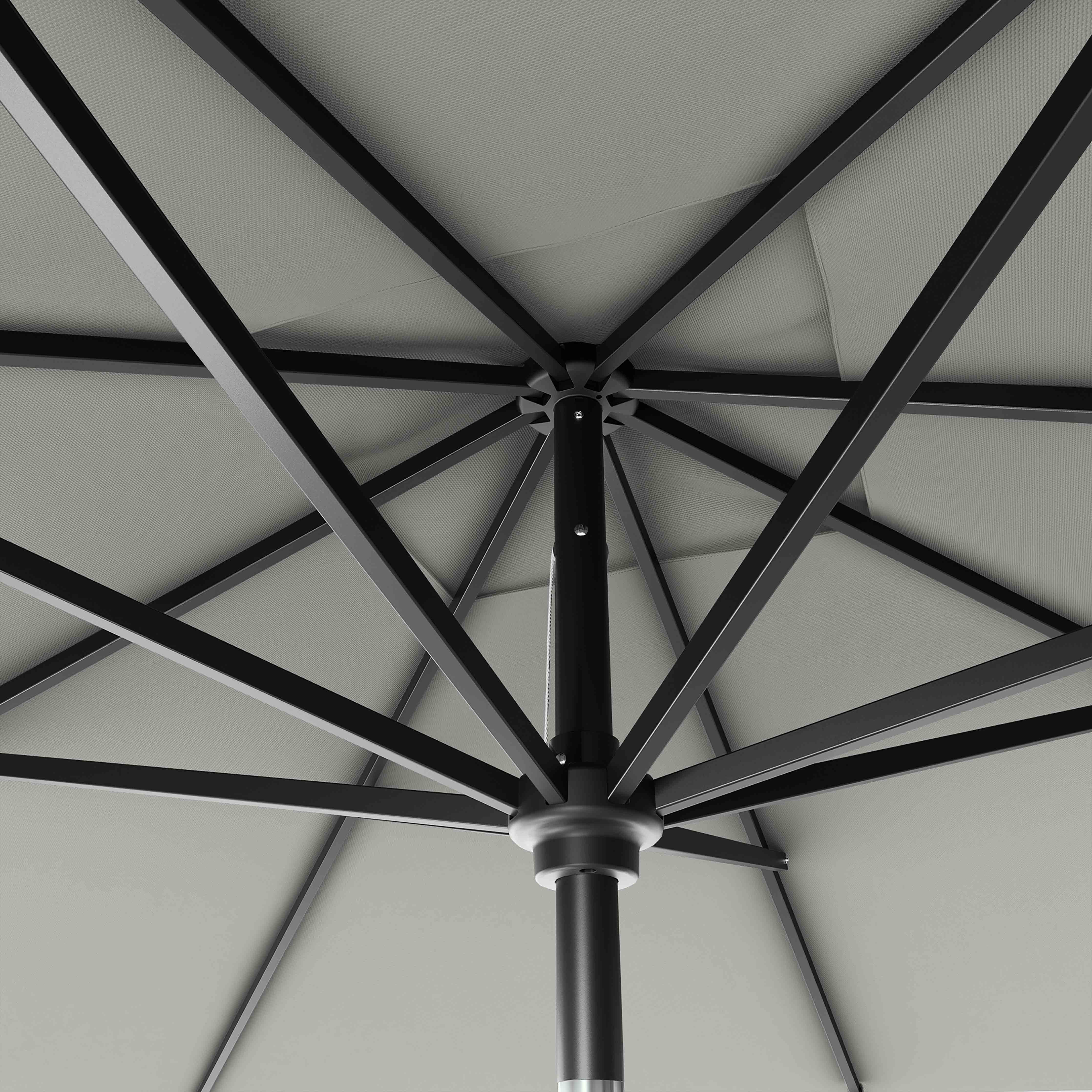 #pole finish_Black